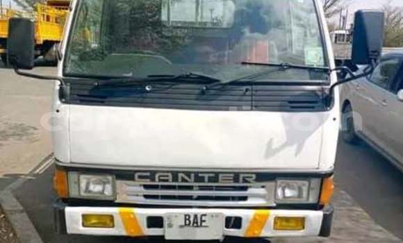 Buy Used Mitsubishi Carisma Other Car in Lusaka in Zambia