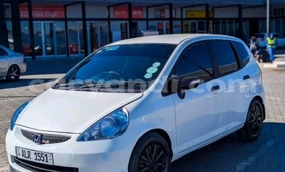 Buy Used Honda FIT White Car in Lusaka in Zambia Buy Used Honda FIT White Car in Lusaka in Zambia