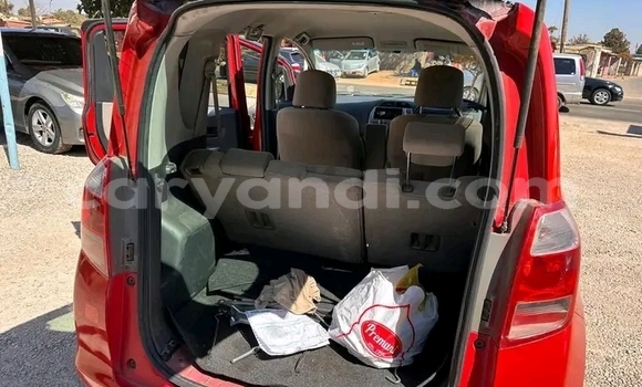 Acheter Occasion Voiture Toyota Ractis Rouge à Lusaka, Zambie Acheter Occasion Voiture Toyota Ractis Rouge à Lusaka, Zambie