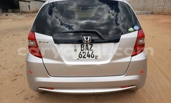 Acheter Occasion Voiture Honda FIT Gris à Lusaka, Zambie Acheter Occasion Voiture Honda FIT Gris à Lusaka, Zambie