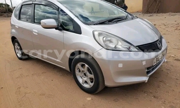Acheter Occasion Voiture Honda FIT Gris à Lusaka, Zambie Acheter Occasion Voiture Honda FIT Gris à Lusaka, Zambie