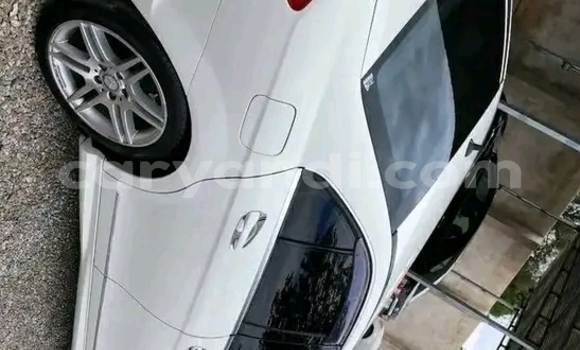 Buy Used Mercedes‒Benz CL-klasse White Car in Lusaka in Zambia Buy Used Mercedes‒Benz CL-klasse White Car in Lusaka in Zambia