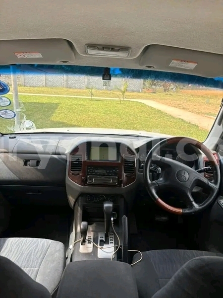 Big with watermark mitsubishi pajero zambia lusaka 30018