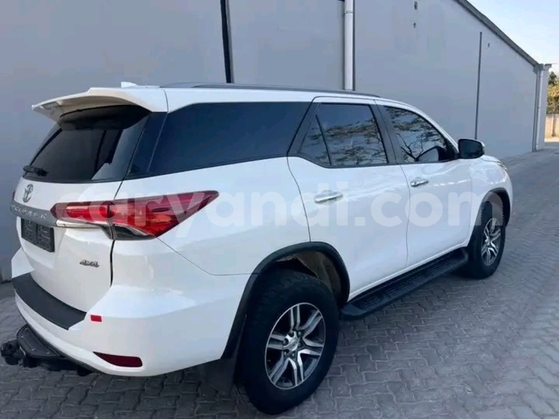 Big with watermark toyota fortuner zambia lusaka 30020