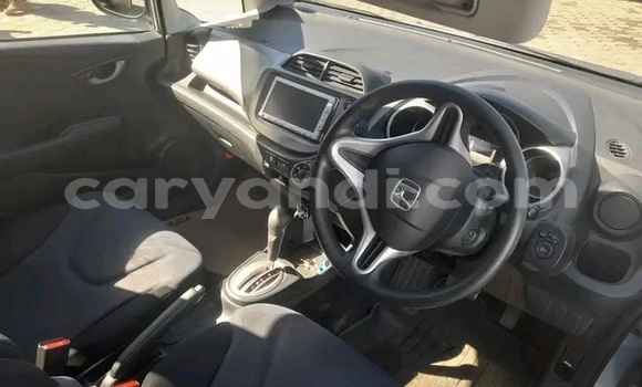 Nunua Ilio tumika Honda FIT Bluu Gari ndani ya Lusaka nchini Zambia Nunua Ilio tumika Honda FIT Bluu Gari ndani ya Lusaka nchini Zambia