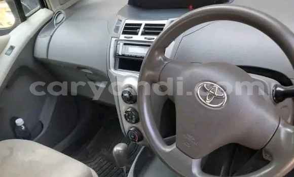 Nunua Ilio tumika Toyota Vitz Nyingine Gari ndani ya Kaoma nchini Magharibi Nunua Ilio tumika Toyota Vitz Nyingine Gari ndani ya Kaoma nchini Magharibi