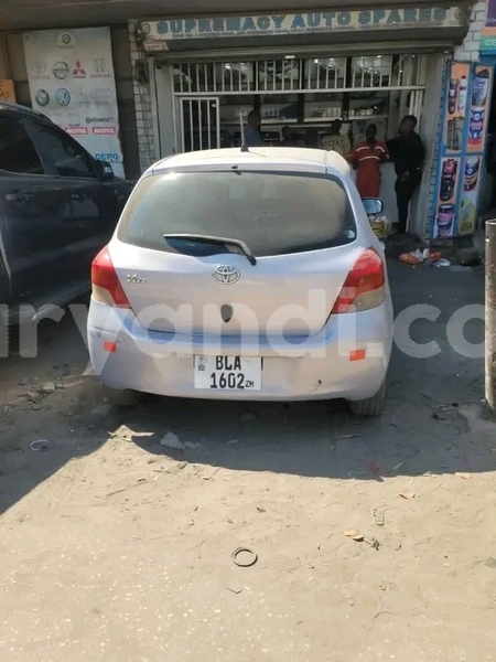 Big with watermark toyota vitz western kaoma 30035