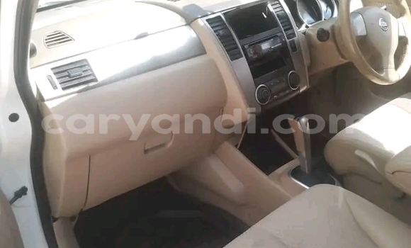 Tenga Tsaru Nissan Tiida Chena Mota in Kalomo in Southern Tenga Tsaru Nissan Tiida Chena Mota in Kalomo in Southern