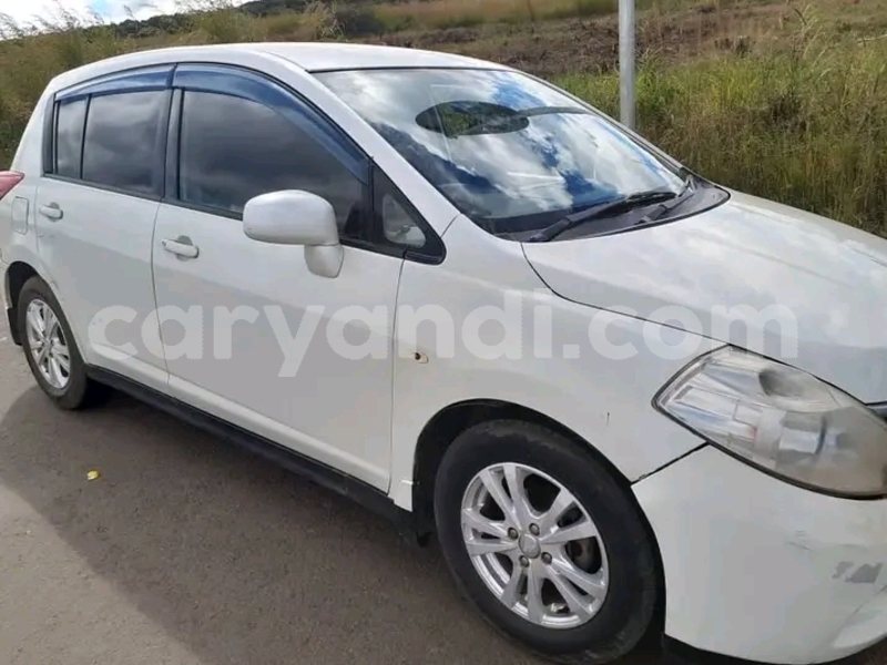 Big with watermark nissan tiida southern kalomo 30039