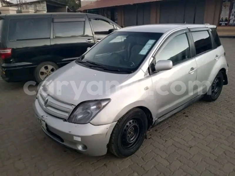 Big with watermark toyota ist eastern katete 30040