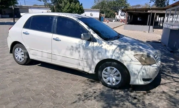 Nunua Ilio tumika Toyota Runx Nyeupe Gari ndani ya Chipata nchini Zambia Nunua Ilio tumika Toyota Runx Nyeupe Gari ndani ya Chipata nchini Zambia