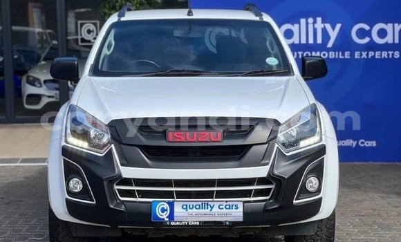 Nunua Ilio tumika Isuzu D–MAX Nyeupe Gari ndani ya Chingola nchini Zambia Nunua Ilio tumika Isuzu D–MAX Nyeupe Gari ndani ya Chingola nchini Zambia