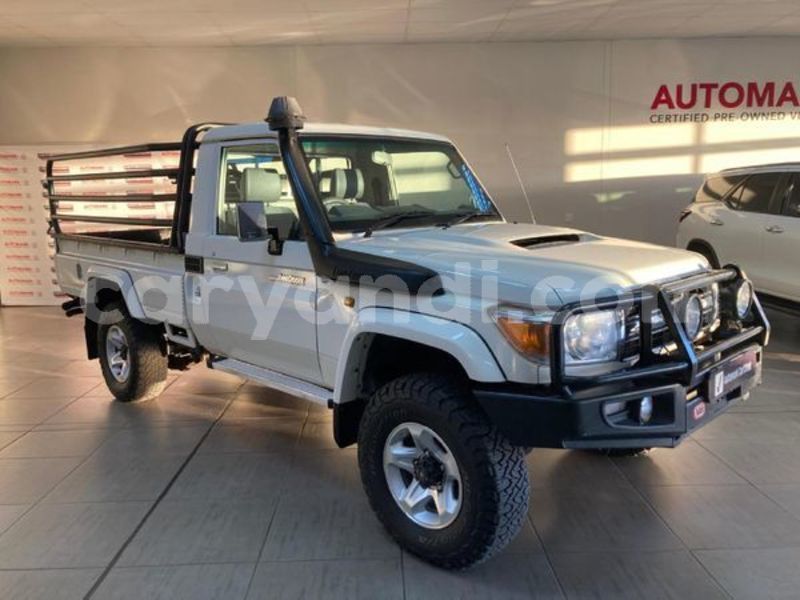 Big with watermark toyota land cruiser zambia lusaka 30048