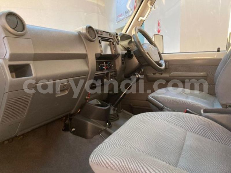 Big with watermark toyota land cruiser zambia lusaka 30048