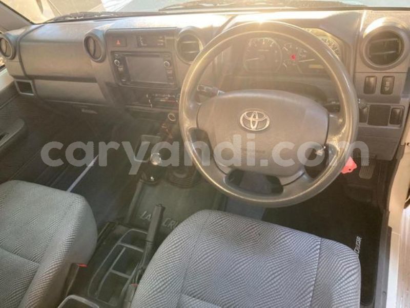 Big with watermark toyota land cruiser zambia lusaka 30048