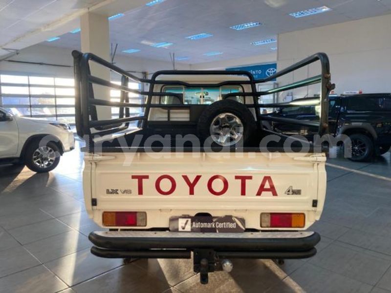 Big with watermark toyota land cruiser zambia lusaka 30048