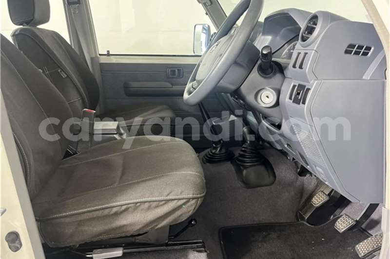 Big with watermark toyota land cruiser zambia lusaka 30049