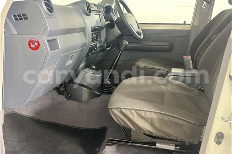 Big with watermark toyota land cruiser zambia lusaka 30049