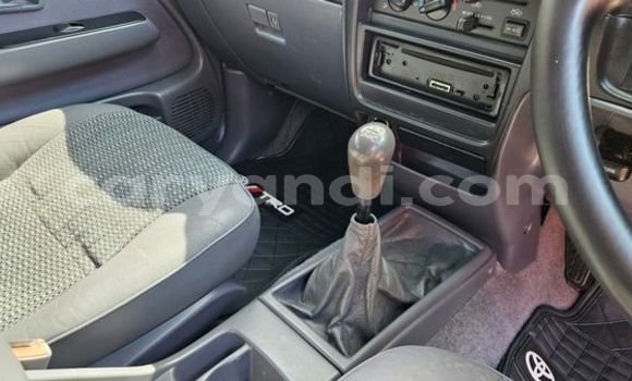 Nunua Ilio tumika Toyota Hilux Nyeupe Gari ndani ya Lusaka nchini Zambia Nunua Ilio tumika Toyota Hilux Nyeupe Gari ndani ya Lusaka nchini Zambia