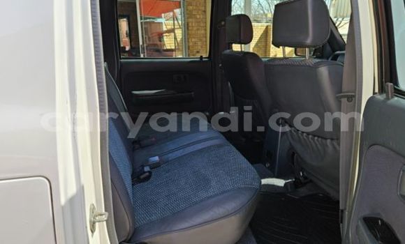 Nunua Ilio tumika Toyota Hilux Nyeupe Gari ndani ya Lusaka nchini Zambia Nunua Ilio tumika Toyota Hilux Nyeupe Gari ndani ya Lusaka nchini Zambia