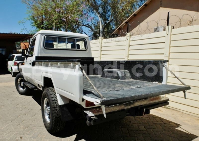 Big with watermark toyota land cruiser zambia lusaka 30067