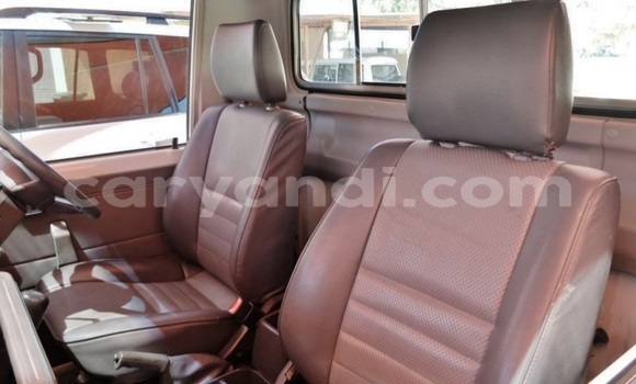 Nunua Ilio tumika Toyota Land Cruiser Nyeupe Gari ndani ya Lusaka nchini Zambia Nunua Ilio tumika Toyota Land Cruiser Nyeupe Gari ndani ya Lusaka nchini Zambia