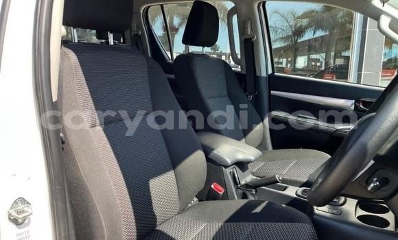 Tenga Tsaru Toyota Hilux Chena Mota in Kabwe in Zambia Tenga Tsaru Toyota Hilux Chena Mota in Kabwe in Zambia