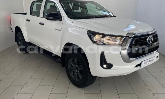 Buy Used Toyota Hilux White Car in Kabwe in Zambia Buy Used Toyota Hilux White Car in Kabwe in Zambia