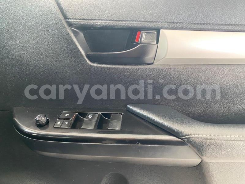 Big with watermark toyota hilux zambia kabwe 30081