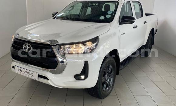 Tenga Tsaru Toyota Hilux Chena Mota in Kabwe in Zambia Tenga Tsaru Toyota Hilux Chena Mota in Kabwe in Zambia