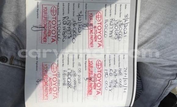 Nunua Ilio tumika Toyota Land Cruiser Beige Gari ndani ya Kabwe nchini Zambia Nunua Ilio tumika Toyota Land Cruiser Beige Gari ndani ya Kabwe nchini Zambia