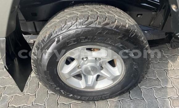 Nunua Ilio tumika Toyota Land Cruiser Beige Gari ndani ya Kabwe nchini Zambia Nunua Ilio tumika Toyota Land Cruiser Beige Gari ndani ya Kabwe nchini Zambia