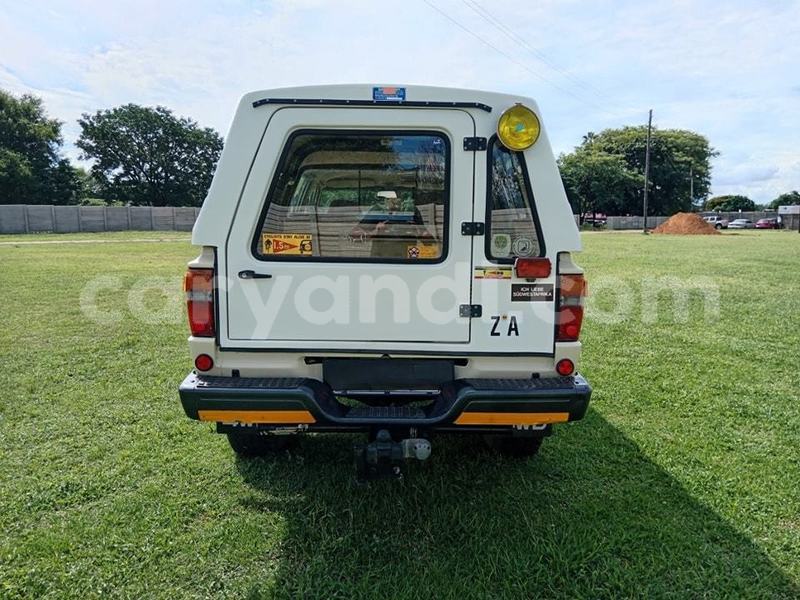 Big with watermark toyota hilux zambia kabwe 30083