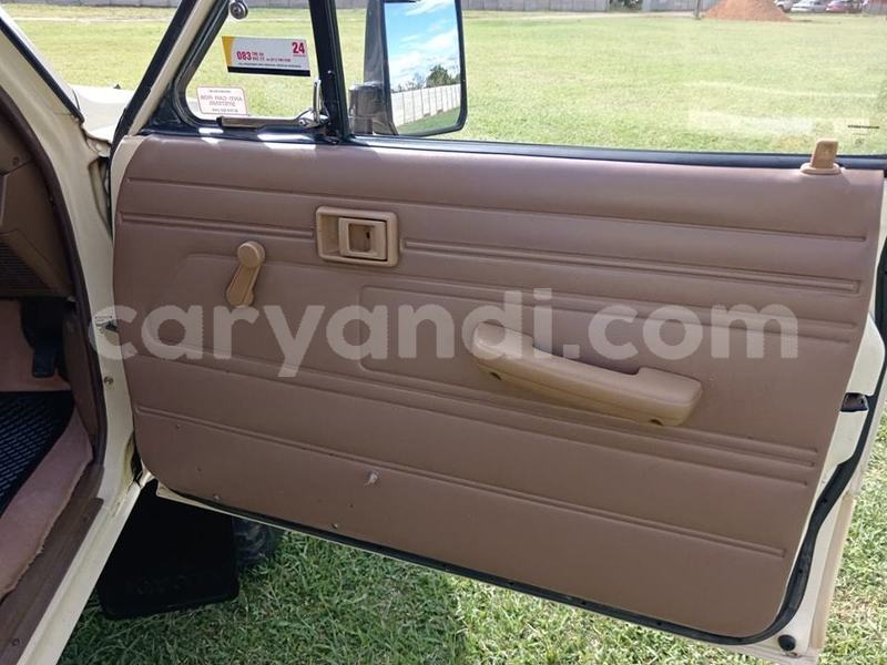 Big with watermark toyota hilux zambia kabwe 30083