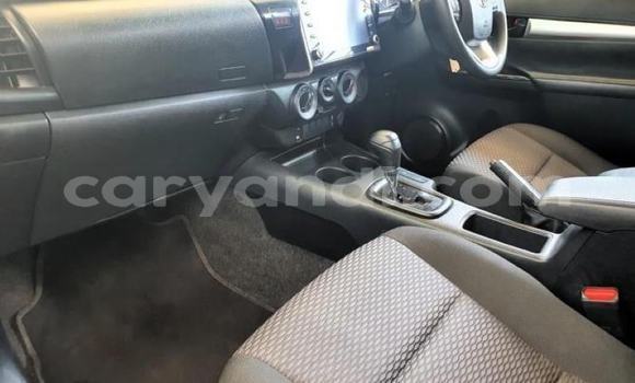 Buy Used Toyota Hilux White Car in Kabwe in Zambia Buy Used Toyota Hilux White Car in Kabwe in Zambia