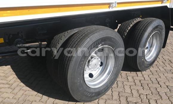 Tenga Tsaru Nissan UD Chena Rori in Kabwe in Zambia Tenga Tsaru Nissan UD Chena Rori in Kabwe in Zambia