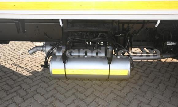 Acheter Occasion Utilitaire Mitsubishi Fuso Blanc à Kabwe, Zambie Acheter Occasion Utilitaire Mitsubishi Fuso Blanc à Kabwe, Zambie