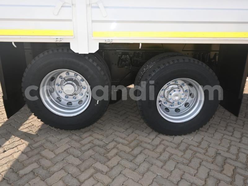 Big with watermark mitsubishi fuso zambia kabwe 30089