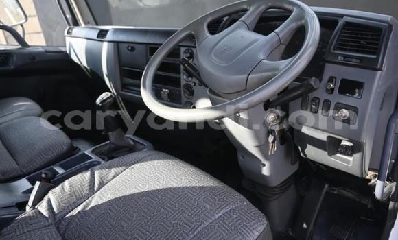 Acheter Occasion Utilitaire Mitsubishi Fuso Blanc à Kabwe, Zambie Acheter Occasion Utilitaire Mitsubishi Fuso Blanc à Kabwe, Zambie