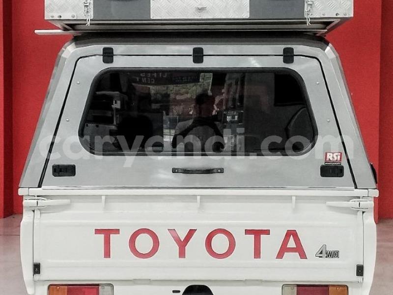 Big with watermark toyota land cruiser zambia lusaka 30100