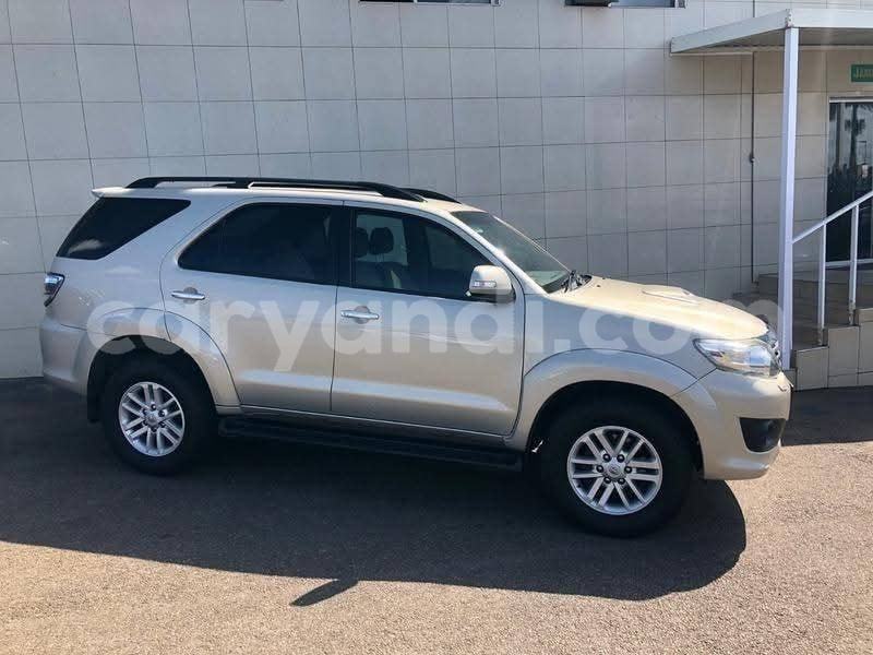 Big with watermark toyota fortuner zambia kabwe 30102