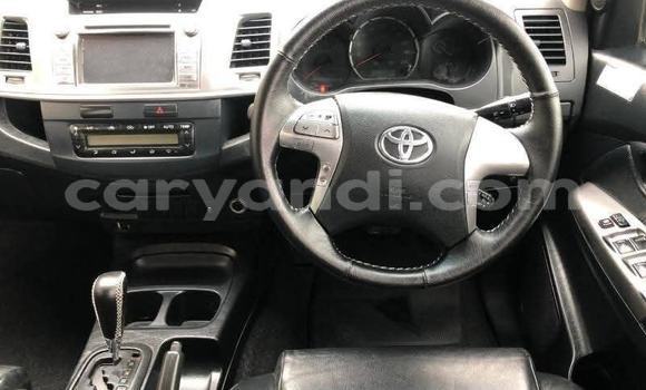 Buy Used Toyota Hilux White Car in Kabwe in Zambia Buy Used Toyota Hilux White Car in Kabwe in Zambia