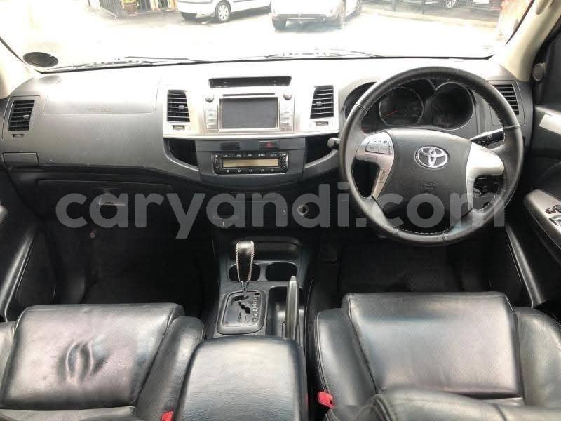 Big with watermark toyota hilux zambia kabwe 30103