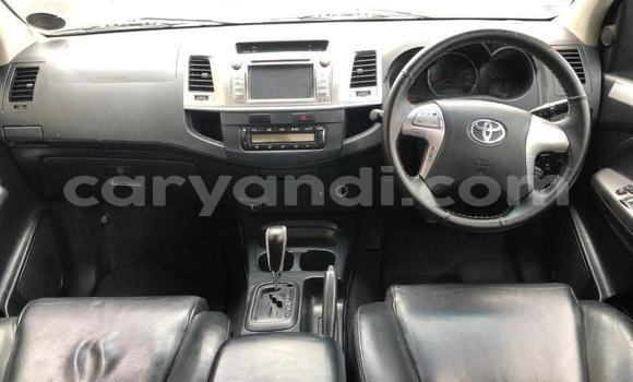 Buy Used Toyota Hilux White Car in Kabwe in Zambia Buy Used Toyota Hilux White Car in Kabwe in Zambia