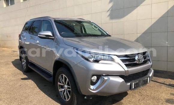 Tenga Tsaru Toyota Fortuner Sirivha Mota in Kabwe in Zambia