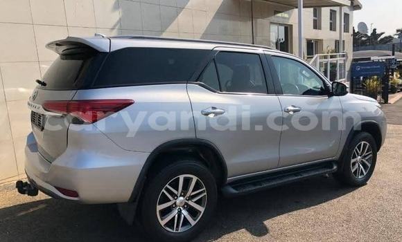Buy Used Toyota Fortuner Silver Car in Kabwe in Zambia Buy Used Toyota Fortuner Silver Car in Kabwe in Zambia