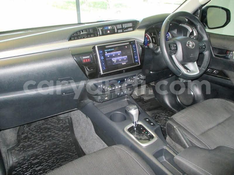 Big with watermark toyota hilux zambia kabwe 30109