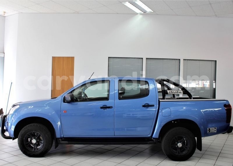 Big with watermark isuzu kb zambia lusaka 30111