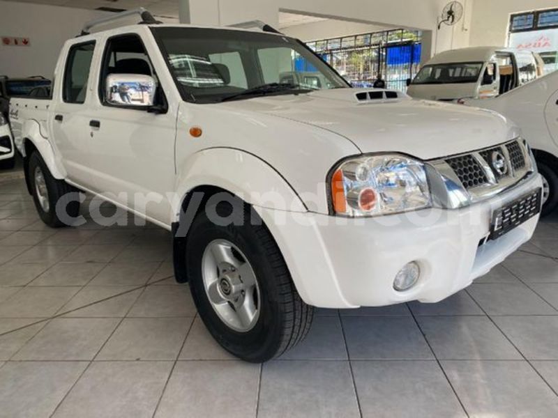 Big with watermark nissan np 300 zambia lusaka 30114