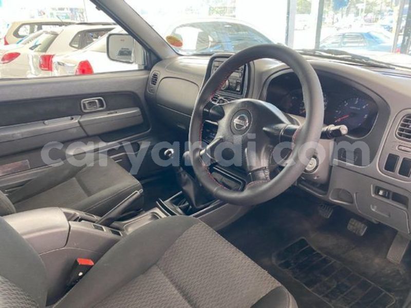 Big with watermark nissan np 300 zambia lusaka 30114